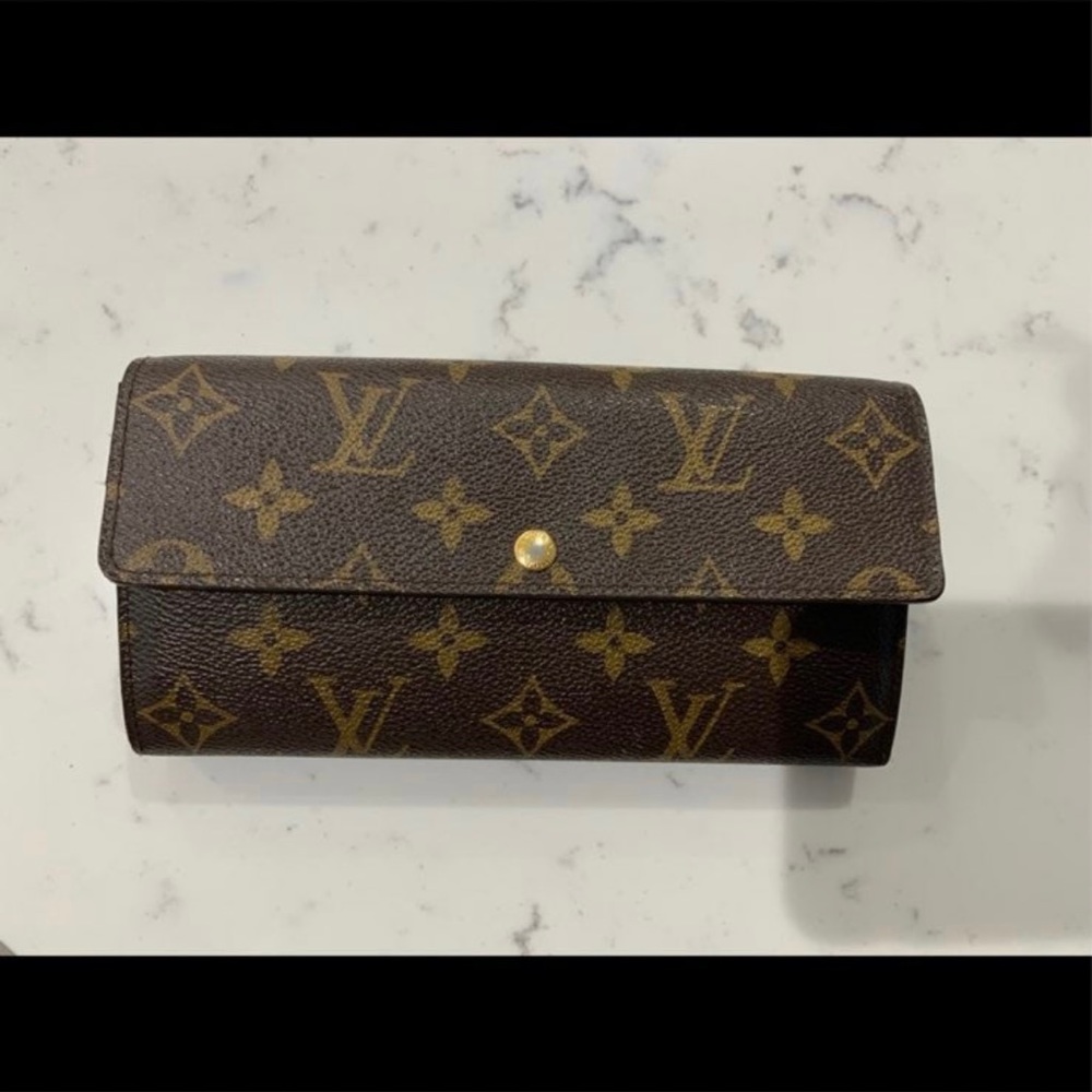 Louis Vuitton Sarah Monogram Coated Brown Wallet